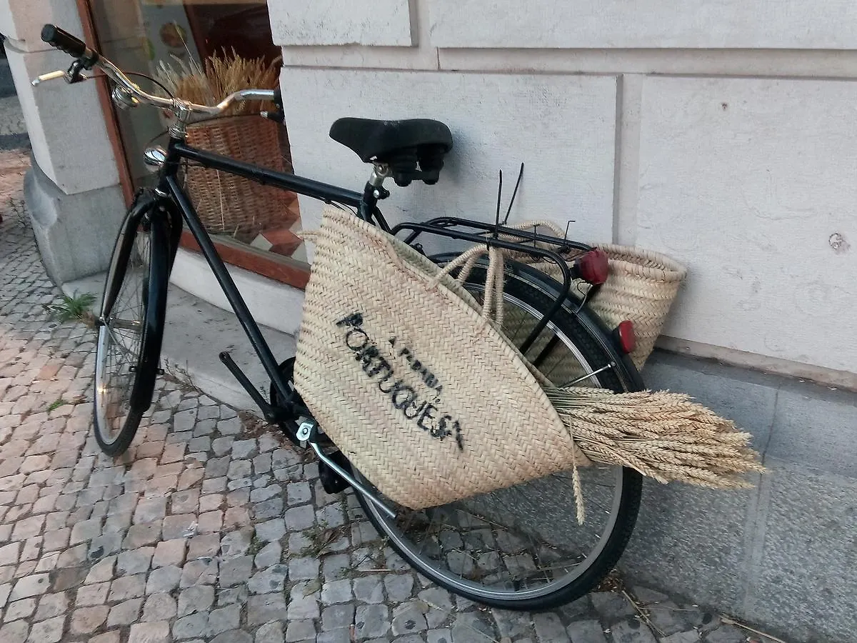Santos Hostel - Lisboa
